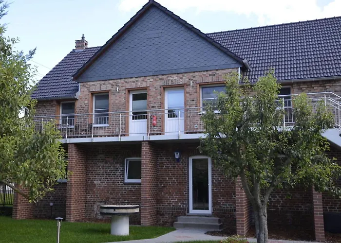 Pear - On The Fruit Tree Lägenhet